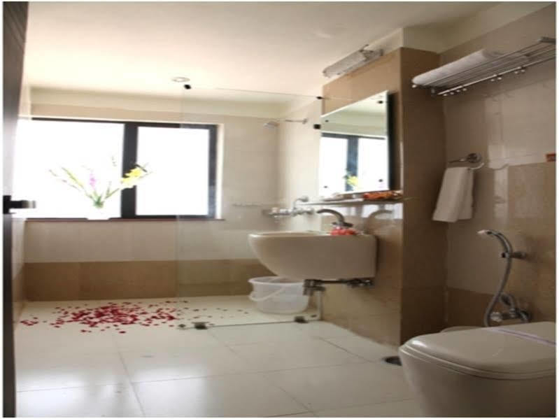 Hotel Poonam Plaza Agra  Dış mekan fotoğraf